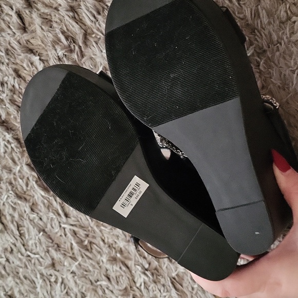 Torrid Wedge Sandals - Picture 8 of 16